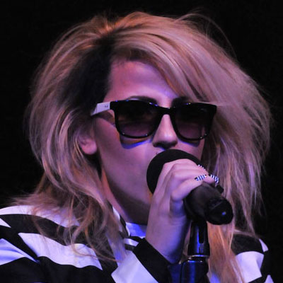 Bonnie as Blondie Gallery shot 7